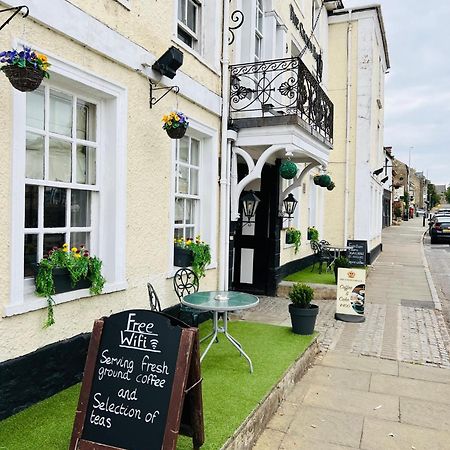 Crown Hotel Brackley Kültér fotó