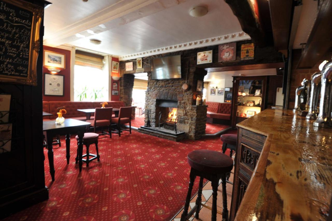 Crown Hotel Brackley Kültér fotó