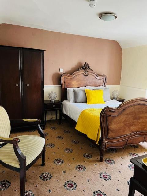 Crown Hotel Brackley Kültér fotó